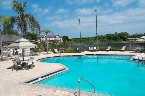 Condominio en alquiler en Orlando, Florida, 2 dormitorios, 93.18 m2 № 1915486 - foto 13