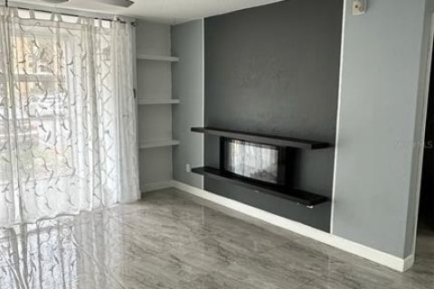 Condominio en alquiler en Orlando, Florida, 2 dormitorios, 93.18 m2 № 1915486 - foto 5