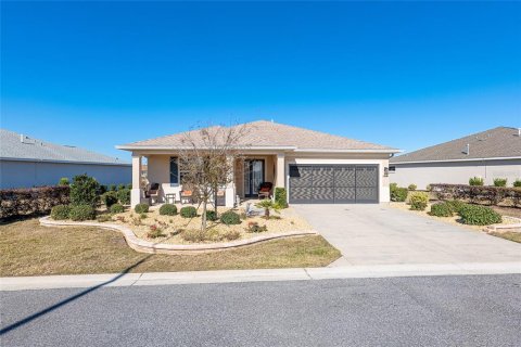 House in Ocala, Florida 3 bedrooms, 161.56 sq.m. № 1775601 - photo 5