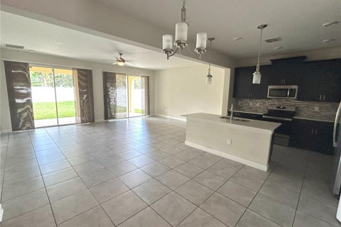 Casa en alquiler en Winter Garden, Florida, 4 dormitorios, 265.05 m2 № 1912756 - foto 12