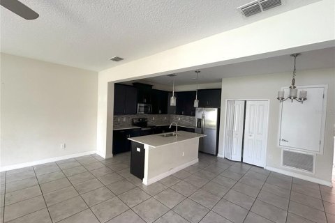 Casa en alquiler en Winter Garden, Florida, 4 dormitorios, 265.05 m2 № 1912756 - foto 14