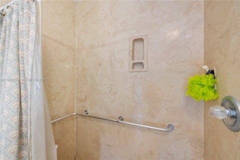 Купить виллу или дом в Виро-Бич, Флорида 5 комнат, 104.05м2, № 1994964 - фото 8