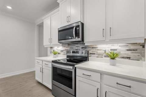 Villa ou maison à vendre à Nokomis, Floride: 3 chambres, 148.83 m2 № 2434760 - photo 10