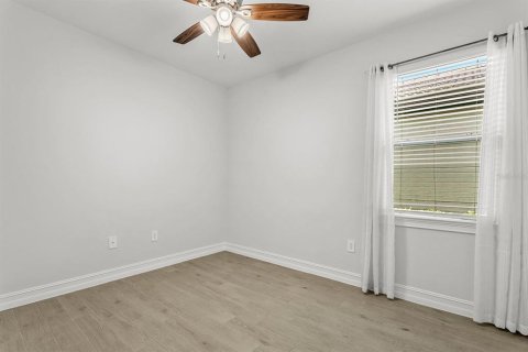 Villa ou maison à vendre à Nokomis, Floride: 3 chambres, 148.83 m2 № 2434760 - photo 18