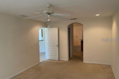 House in Kissimmee, Florida 3 bedrooms, 162.21 sq.m. № 1910545 - photo 3