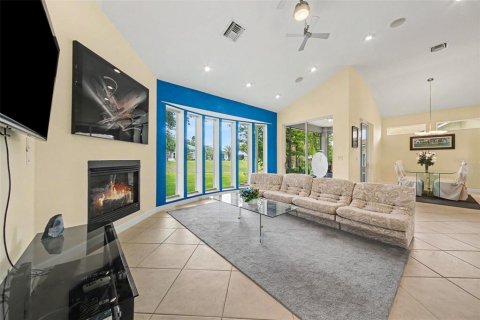 Casa en venta en Tavares, Florida, 3 dormitorios, 186.92 m2 № 2202930 - foto 4