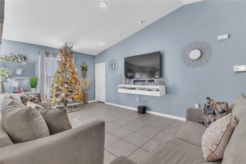 Villa ou maison à vendre à Poinciana, Floride: 3 chambres, 118.26 m2 № 2390843 - photo 9