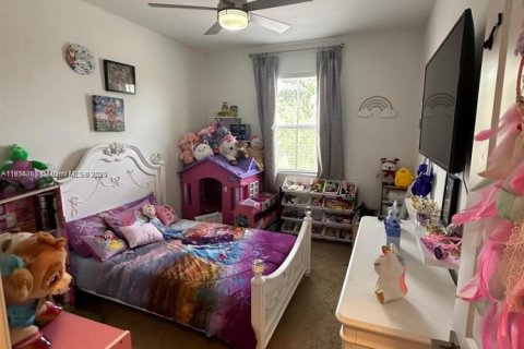 Townhouse in Homestead, Florida 4 bedrooms, 181.35 sq.m. № 1877823 - photo 6