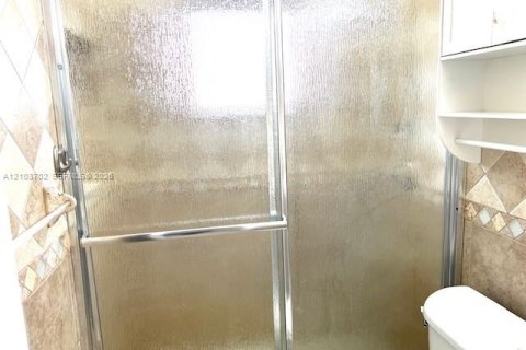 Villa ou maison à louer à Davie, Floride: 3 chambres, 118.91 m2 № 2411800 - photo 27