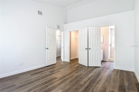 Condo in Kissimmee, Florida, 2 bedrooms  № 2195095 - photo 21