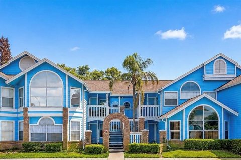 Condo in Kissimmee, Florida, 2 bedrooms № 2195095