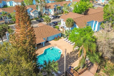 Condo in Kissimmee, Florida, 2 bedrooms  № 2195095 - photo 30
