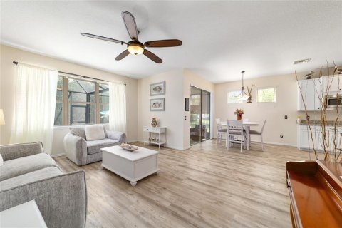 Villa ou maison à vendre à Ocala, Floride: 2 chambres, 191.56 m2 № 2128995 - photo 13