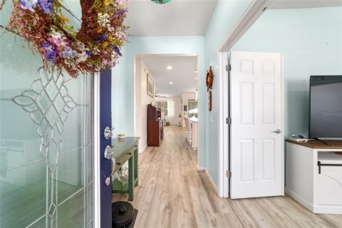 Villa ou maison à vendre à Ocala, Floride: 2 chambres, 191.56 m2 № 2128995 - photo 5