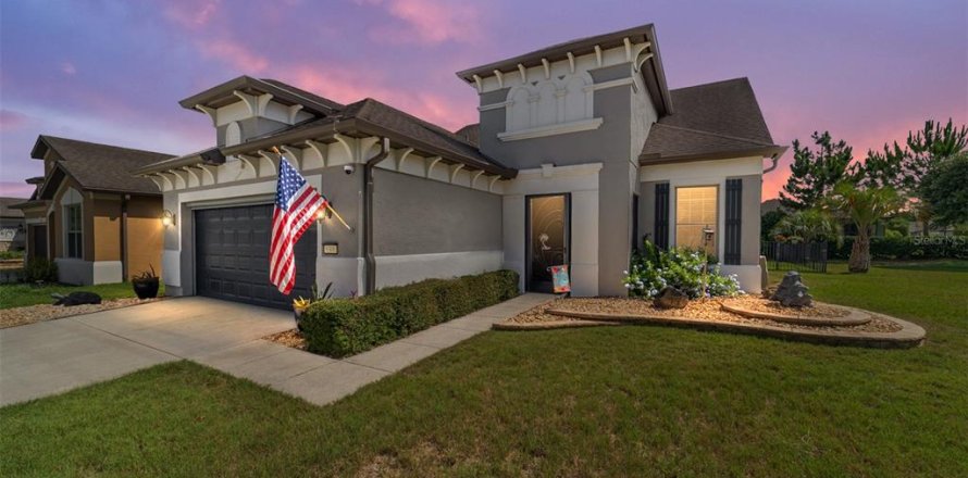 Villa ou maison à Ocala, Floride 2 chambres, 191.56 m2 № 2128995
