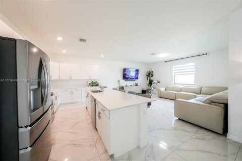 Купить виллу или дом в Майами, Флорида 5 спален, 263.66м2, № 1715053 - фото 5