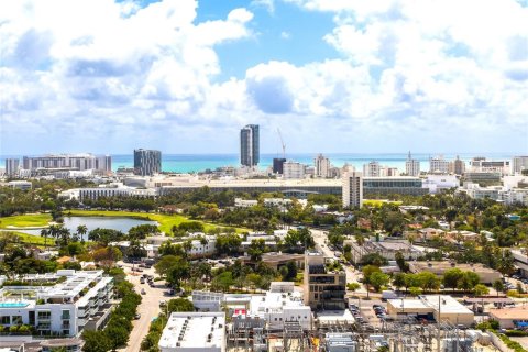 Condo in Miami Beach, Florida, 3 bedrooms  № 2027692 - photo 16