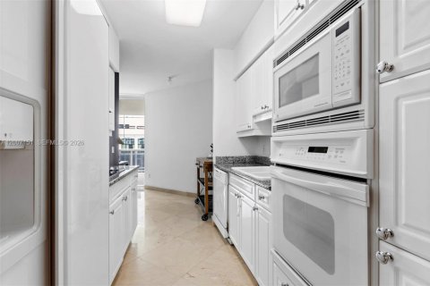 Снять в аренду кондоминиум в Майами-Бич, Флорида 2 спальни, 138.42м2, № 2071330 - фото 10