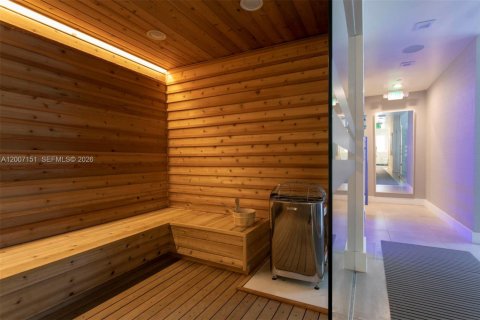 Снять в аренду кондоминиум в Майами-Бич, Флорида 2 спальни, 138.42м2, № 2071330 - фото 27