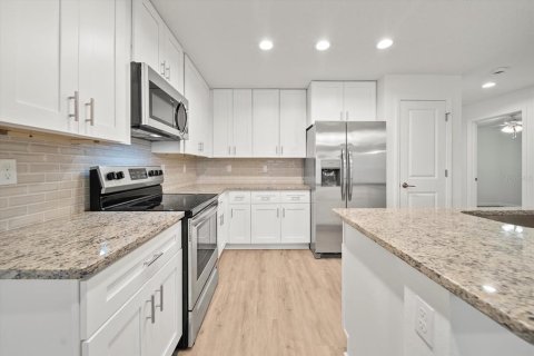 Apartamento en alquiler en Palm Coast, Florida, 3 dormitorios, 120.59 m2 № 1762274 - foto 5