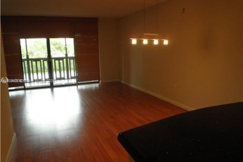 Copropriété à louer à Plantation, Floride: 2 chambres, 112.41 m2 № 1942466 - photo 2