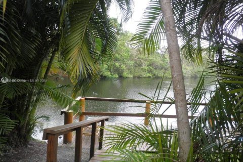 Copropriété à louer à Plantation, Floride: 2 chambres, 112.41 m2 № 1942466 - photo 9