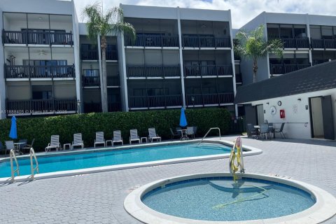 Copropriété à louer à Plantation, Floride: 2 chambres, 112.41 m2 № 1942466 - photo 22
