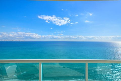 Copropriété à vendre à Miami Beach, Floride: 3 chambres, 232.72 m2 № 1971858 - photo 20