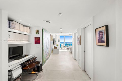 Copropriété à vendre à Miami Beach, Floride: 3 chambres, 232.72 m2 № 1971858 - photo 28