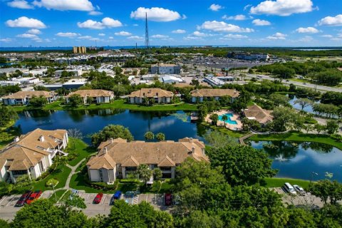 Condo à Saint Petersburg, Floride, 2 chambres  № 2322735