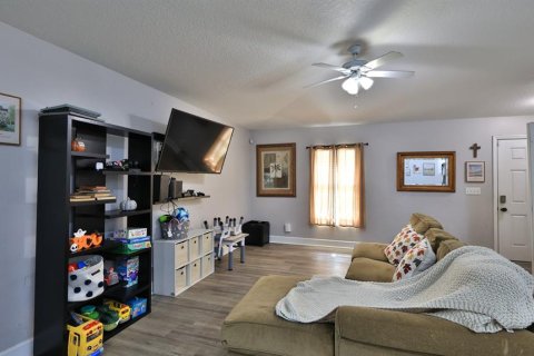 Villa ou maison à vendre à Orange City, Floride: 3 chambres, 112.97 m2 № 2429008 - photo 8