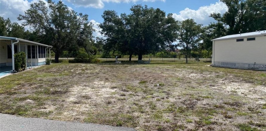 Land in North Port, Florida № 2162949