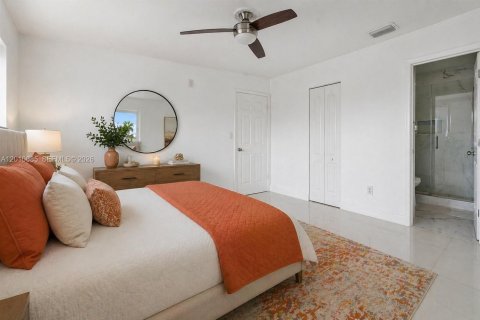 Villa ou maison à louer à Hialeah Gardens, Floride: 3 chambres, 104.98 m2 № 2073673 - photo 23