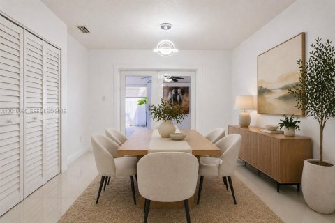 Villa ou maison à louer à Hialeah Gardens, Floride: 3 chambres, 104.98 m2 № 2073673 - photo 15