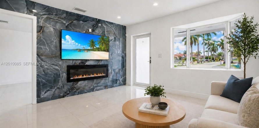 Villa ou maison à Hialeah Gardens, Floride 3 chambres, 104.98 m2 № 2073673