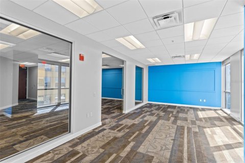 Immobilier commercial à louer à Orlando, Floride: 278.24 m2 № 2385788 - photo 11