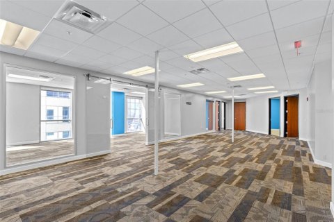 Immobilier commercial à louer à Orlando, Floride: 278.24 m2 № 2385788 - photo 22