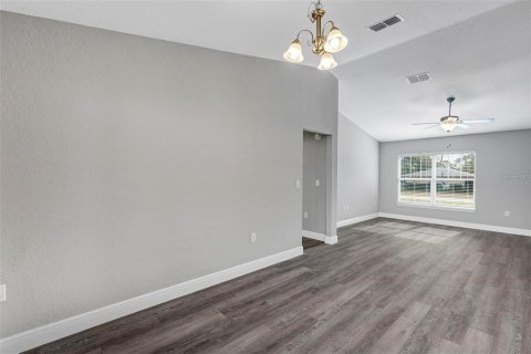 Casa en venta en Citrus Springs, Florida, 3 dormitorios, 134.99 m2 № 1853373 - foto 16