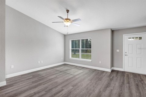Casa en venta en Citrus Springs, Florida, 3 dormitorios, 134.99 m2 № 1853373 - foto 5