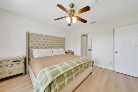 Condo in Punta Gorda, Florida, 3 bedrooms  № 1743578 - photo 21
