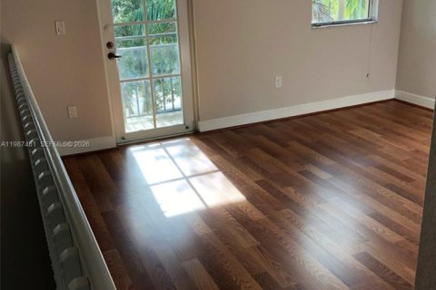 Townhouse in Pembroke Pines, Florida 3 bedrooms, 169.64 sq.m. № 2049742 - photo 7