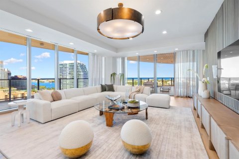 Condominio en venta en West Palm Beach, Florida, 4 dormitorios, 410.63 m2 № 2081874 - foto 3