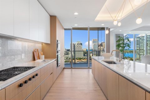 Condominio en venta en West Palm Beach, Florida, 4 dormitorios, 410.63 m2 № 2081874 - foto 20