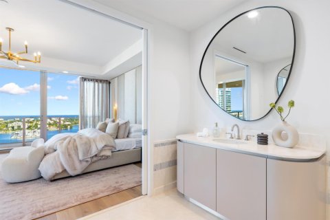 Condominio en venta en West Palm Beach, Florida, 4 dormitorios, 410.63 m2 № 2081874 - foto 29