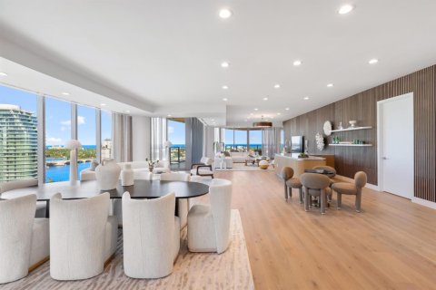 Condominio en venta en West Palm Beach, Florida, 4 dormitorios, 410.63 m2 № 2081874 - foto 13