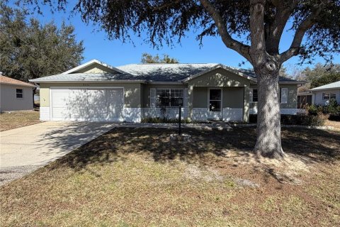 House in Ocala, Florida 2 bedrooms, 111.39 sq.m. № 2225130