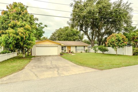 Casa en venta en Winter Haven, Florida, 4 dormitorios, 183.67 m2 № 1766151 - foto 2