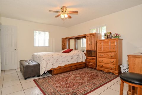 Casa en venta en Winter Haven, Florida, 4 dormitorios, 183.67 m2 № 1766151 - foto 17