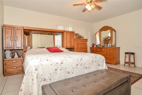 Casa en venta en Winter Haven, Florida, 4 dormitorios, 183.67 m2 № 1766151 - foto 16