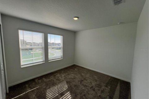 Villa ou maison à vendre à Winter Haven, Floride: 5 chambres, 209.4 m2 № 2388679 - photo 2